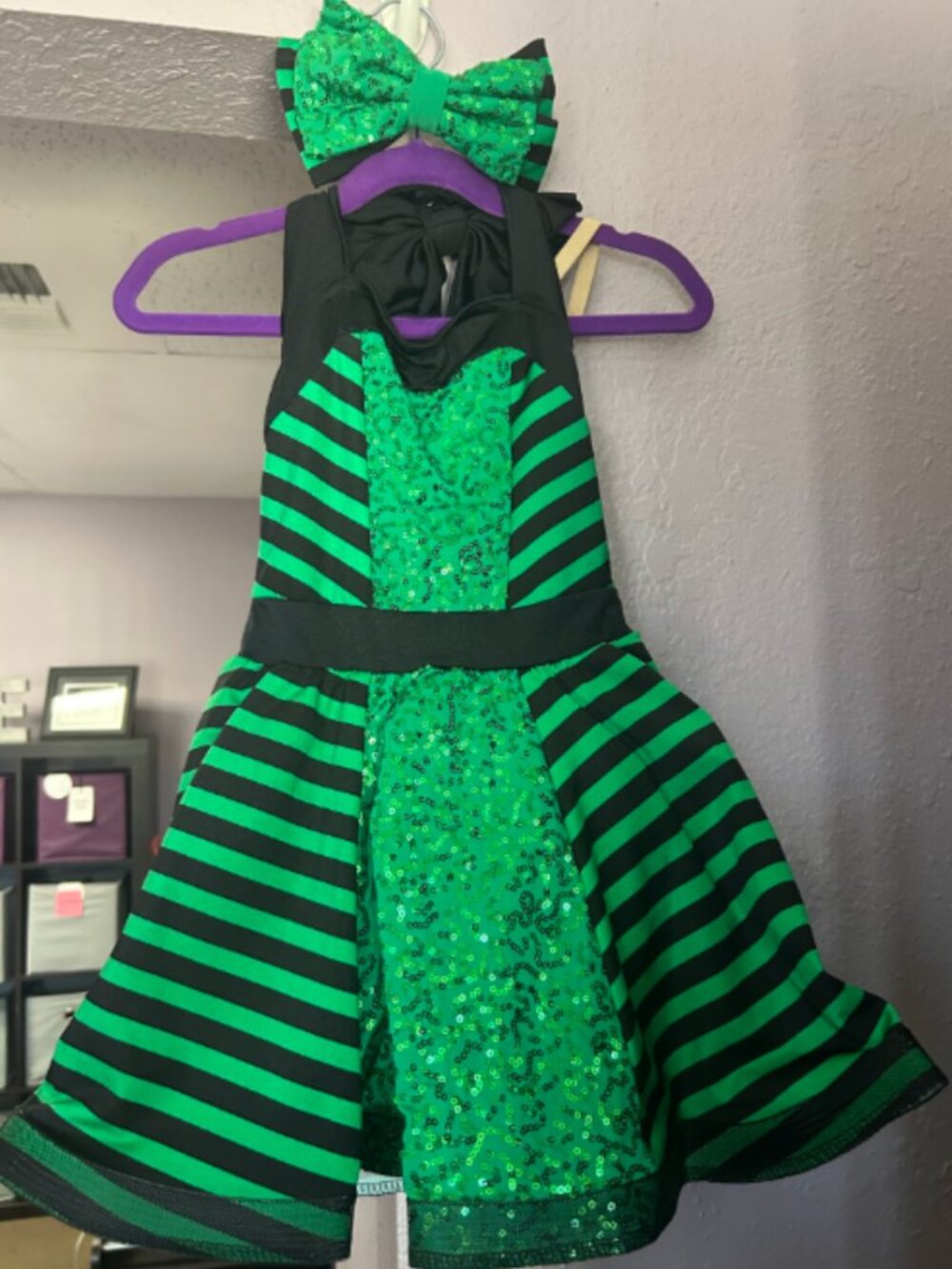 Weissman Style #11087, $20, size SC
